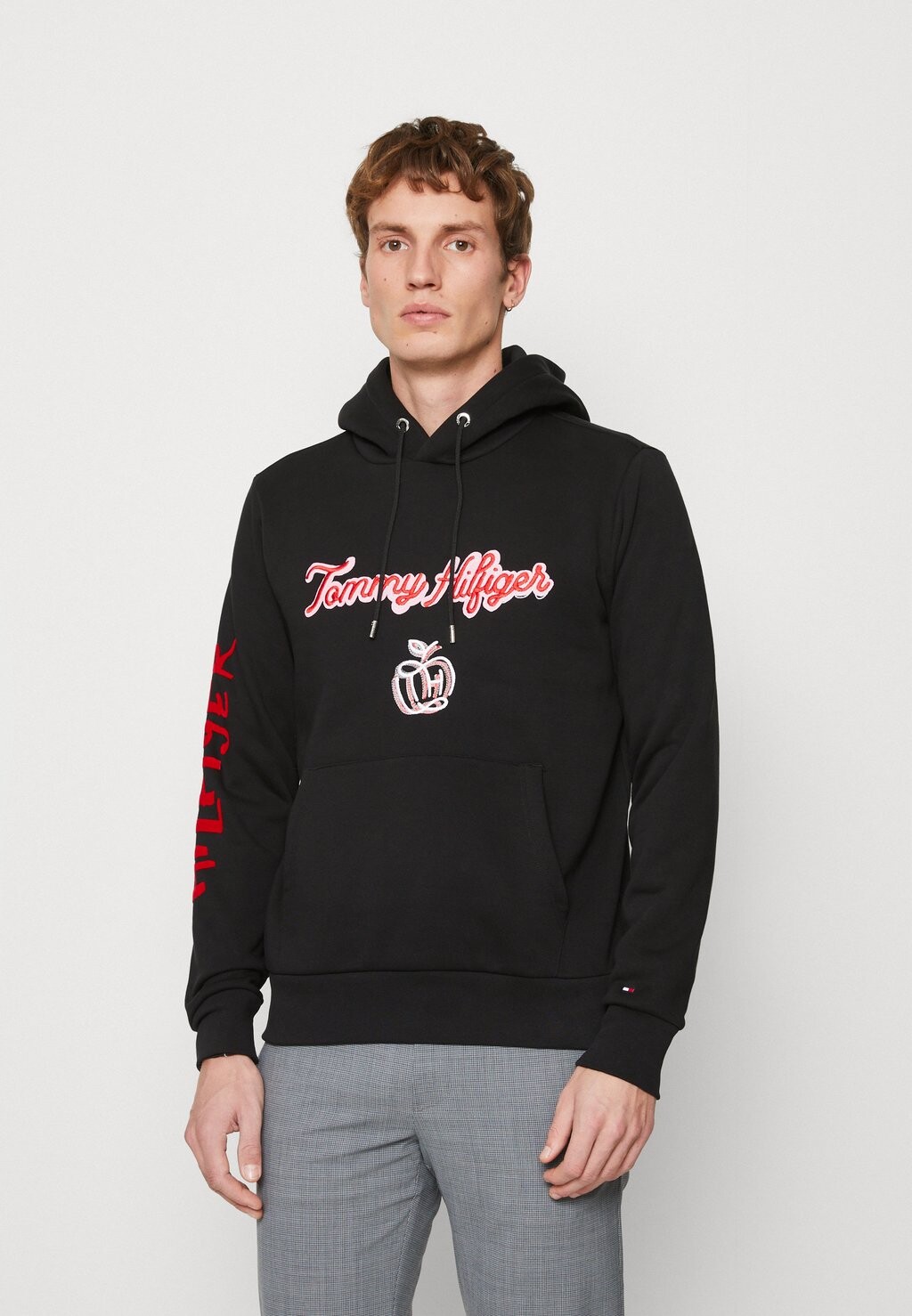 

Толстовка Tommy Hilfiger, черный
