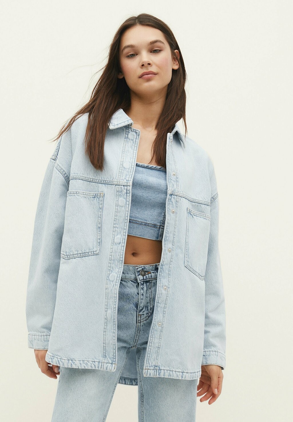 

Джинсовая куртка Stradivarius, Серый