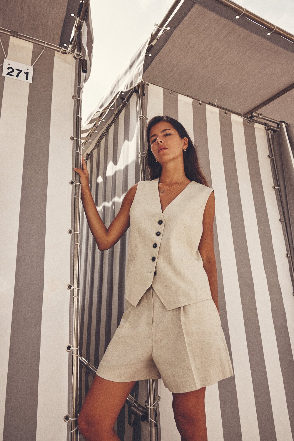 

Льняной жилет на заказ Zara, светло-бежевый