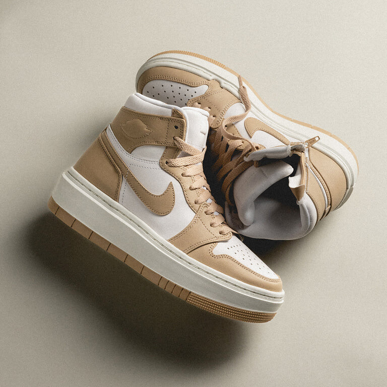 

Кроссовки Nike Wmns Air 1 Elevate High Air Jordan, белый