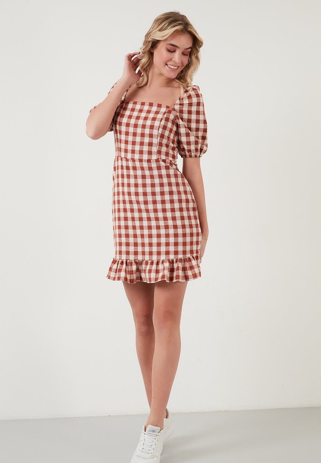 

Летнее платье LELA