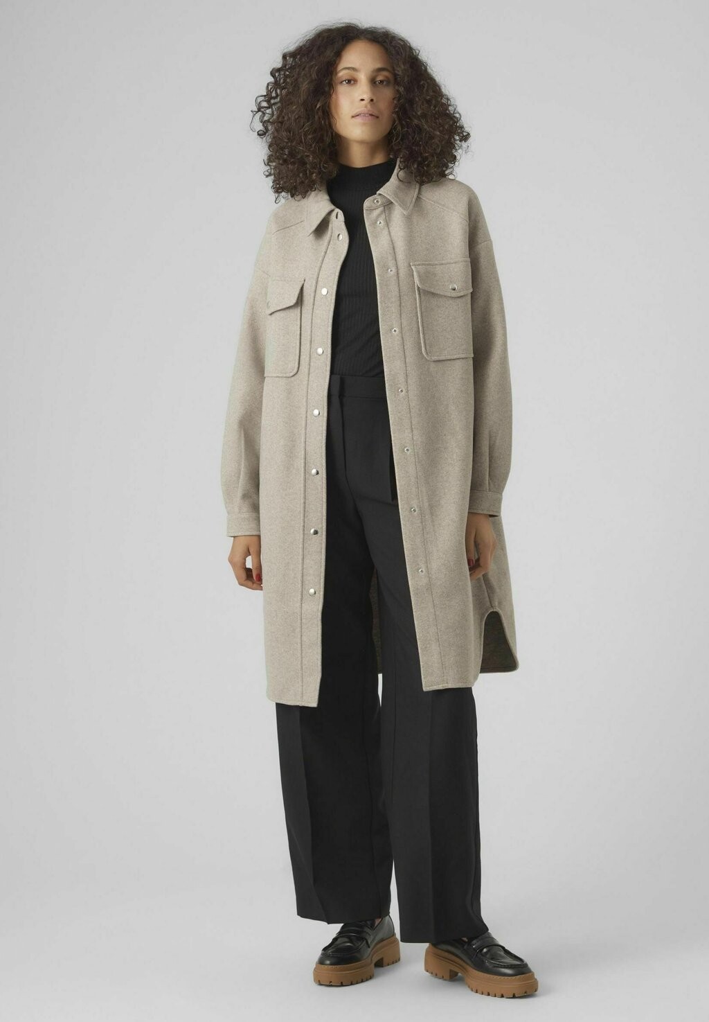 

Полупальто VMVINCE LONG BOXY LS Vero Moda, цвет silver mink