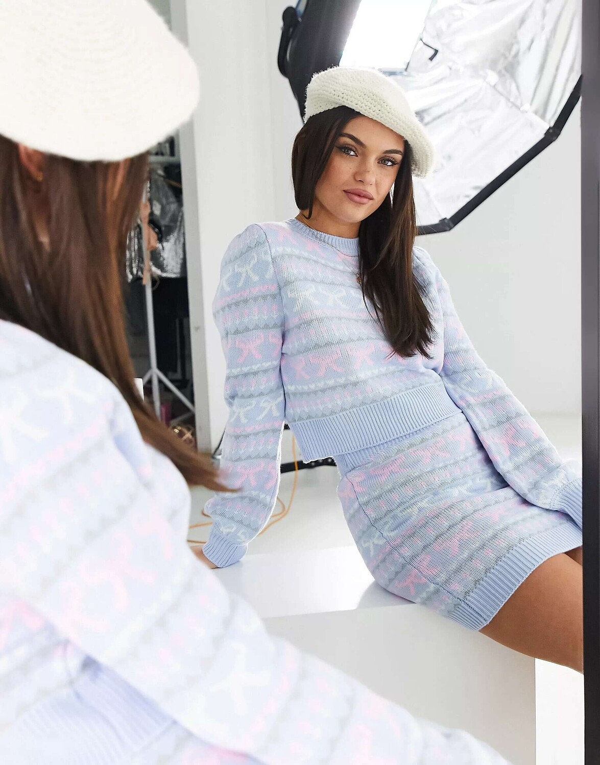 

Синий жаккардовый джемпер с бантом Miss Selfridge