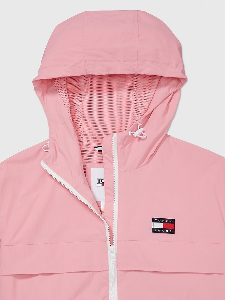 Розовый томми хилфигер. Ветровка томми хилфигер детская. tommy hilfiger ветровка. популярные бренды на ветровки. популярная ветровка.