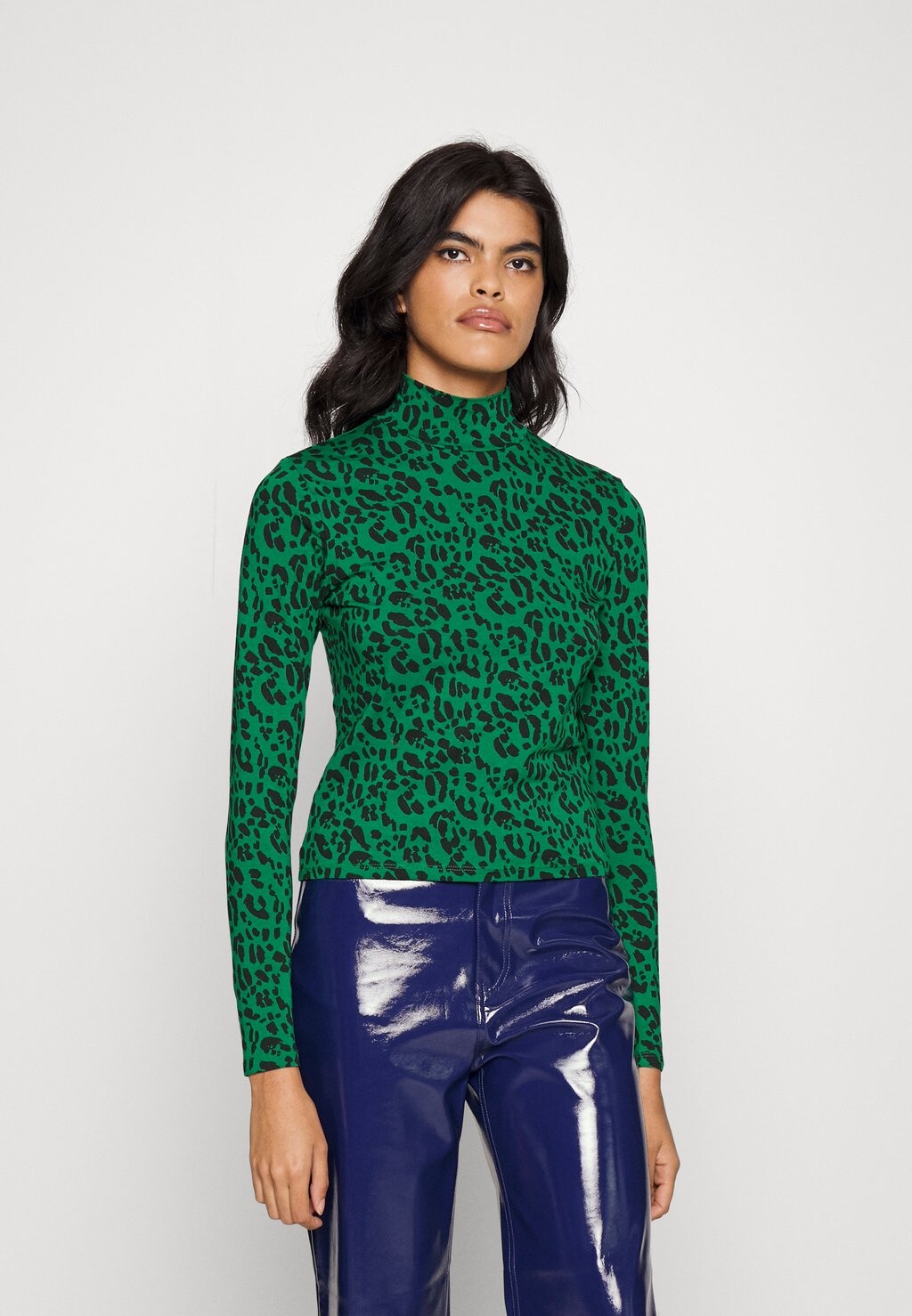 

Рубашка с длинным рукавом Monki, зеленый