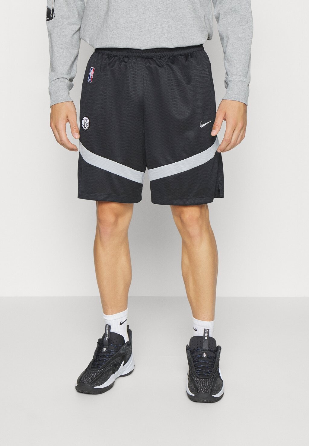 

Спортивные шорты Nike NBA BROOKLYN NETS ICON, цвет Black/Silver