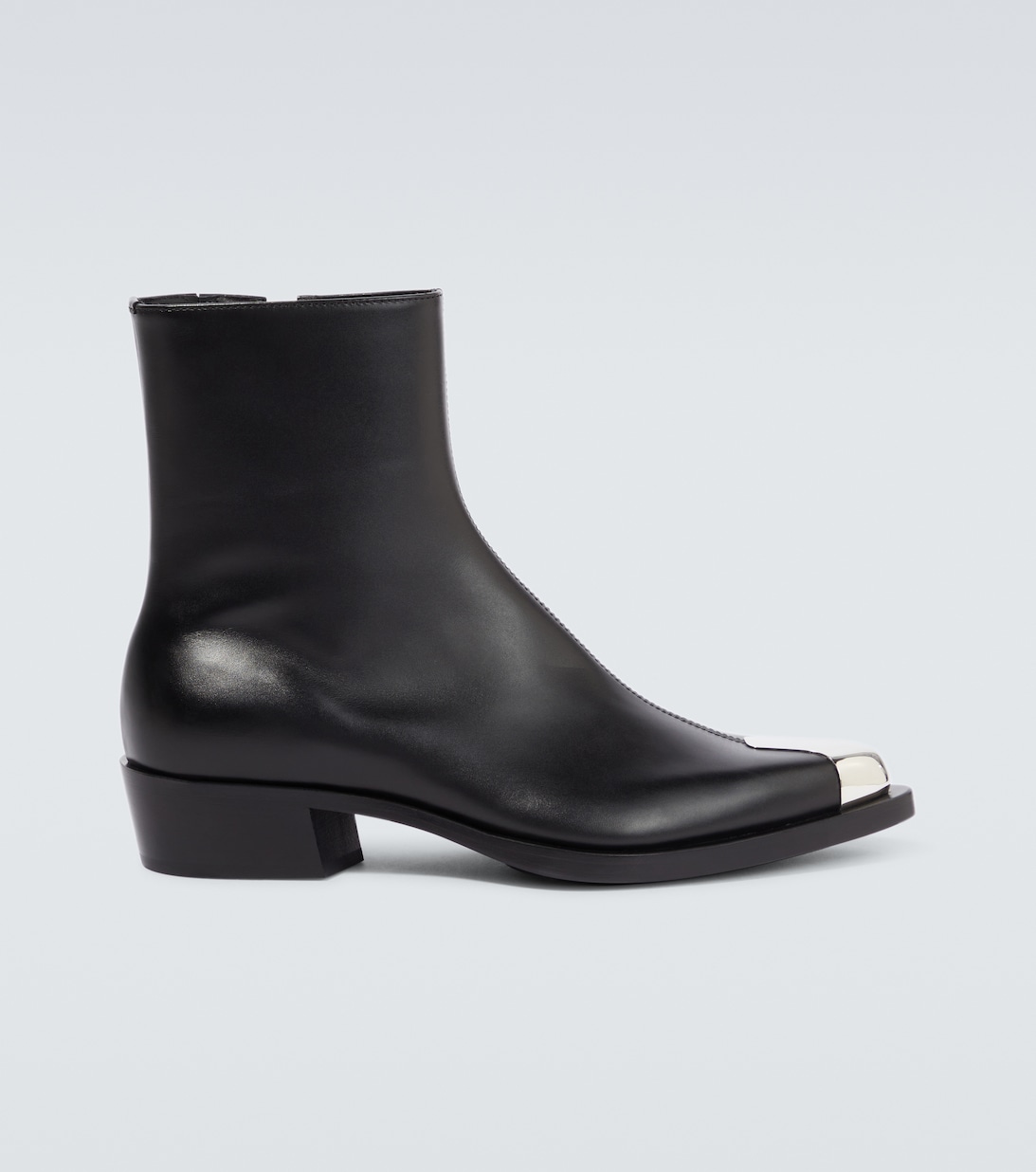 Кожаные ботильоны в стиле панк Alexander McQueen, черный кожаные туфли в стиле панк с острым носком alexander mcqueen черный
