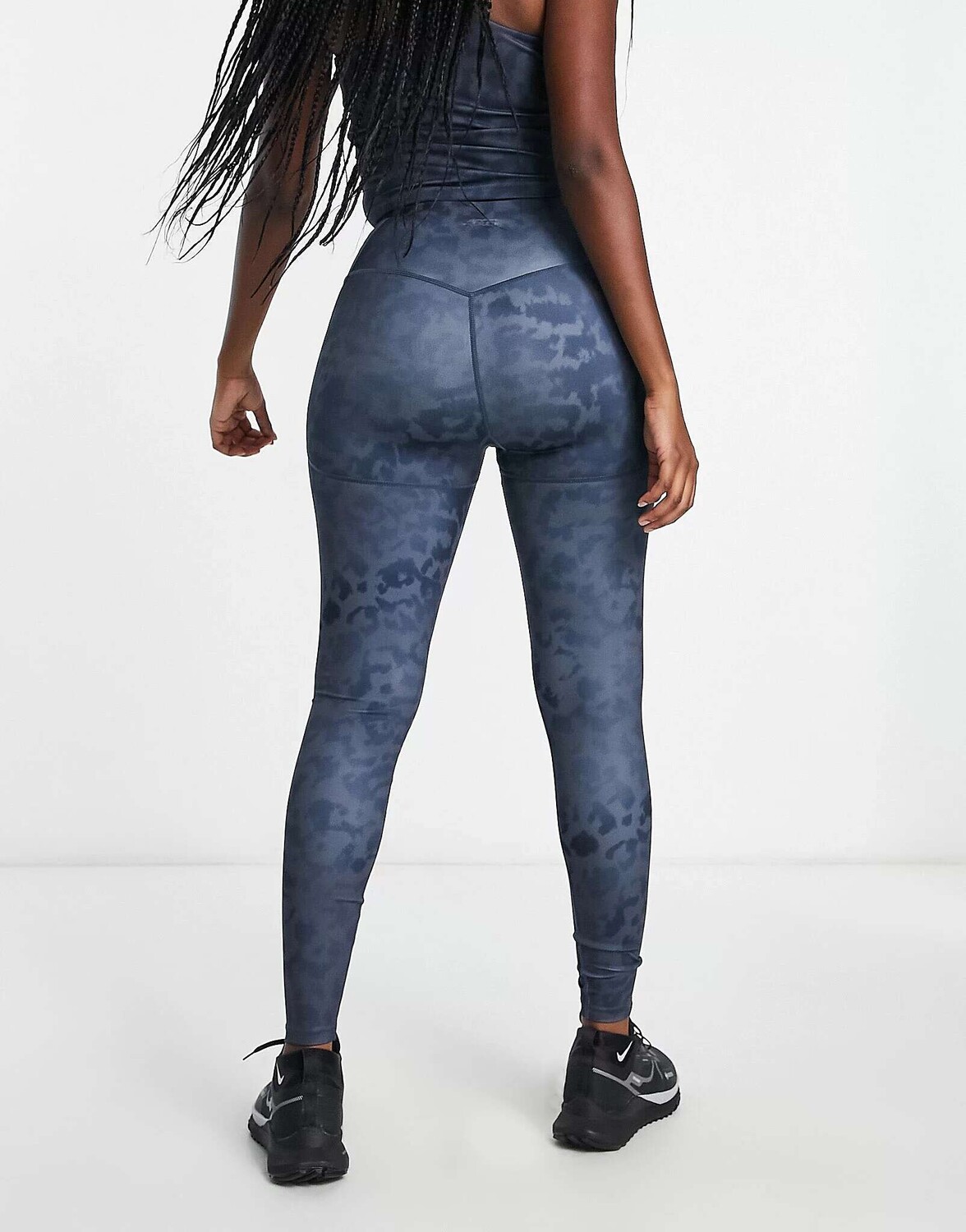 

ASOS Леггинсы «песочные часы» со скульптурным швом и градуированным леопардовым принтом