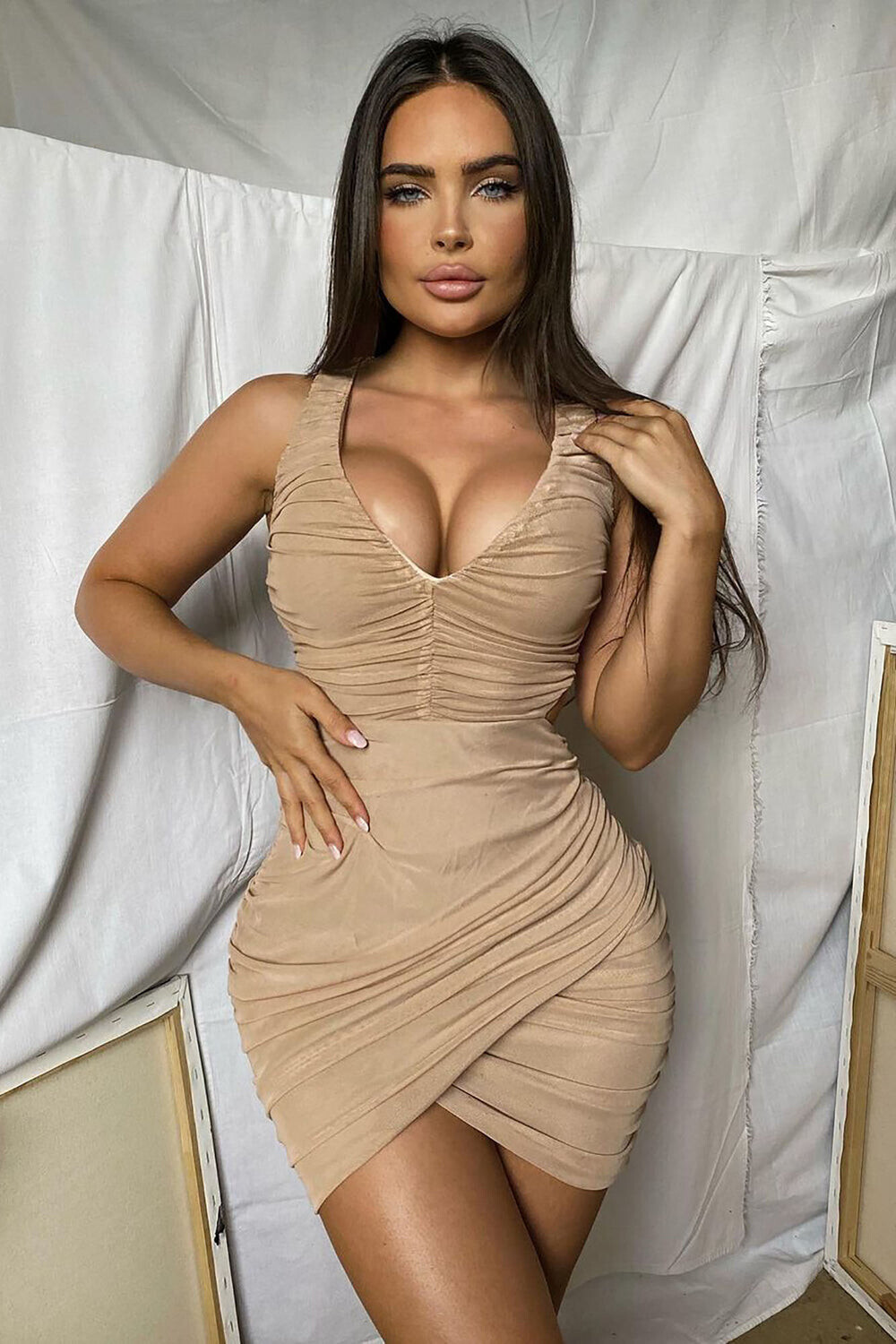 

Мини платье Fashion Nova D4525, серо-коричневый