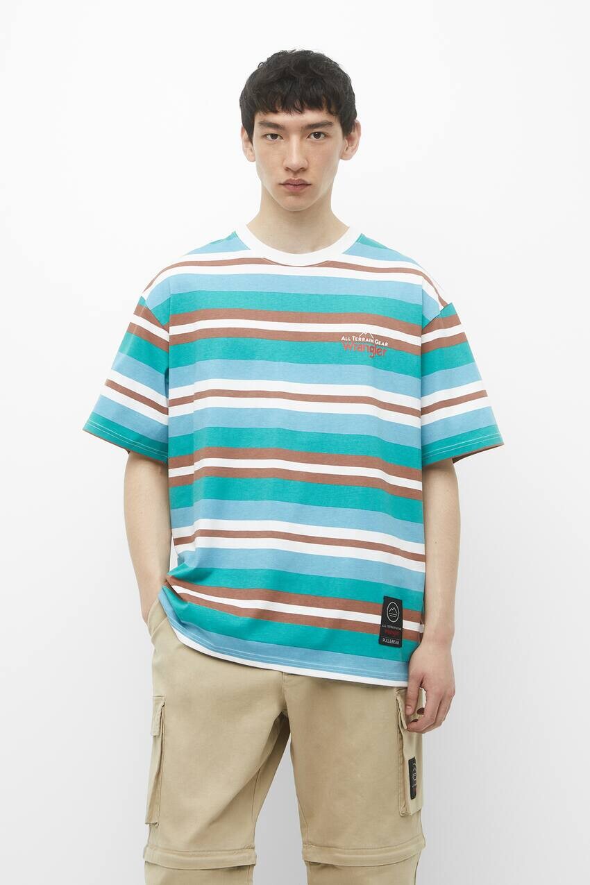 

Полосатая футболка Wrangler ATG Pull&Bear, в полоску