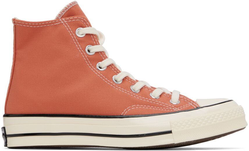 

Розовые кроссовки Chuck 70 Converse