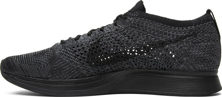 Nike flyknit shop racer negras