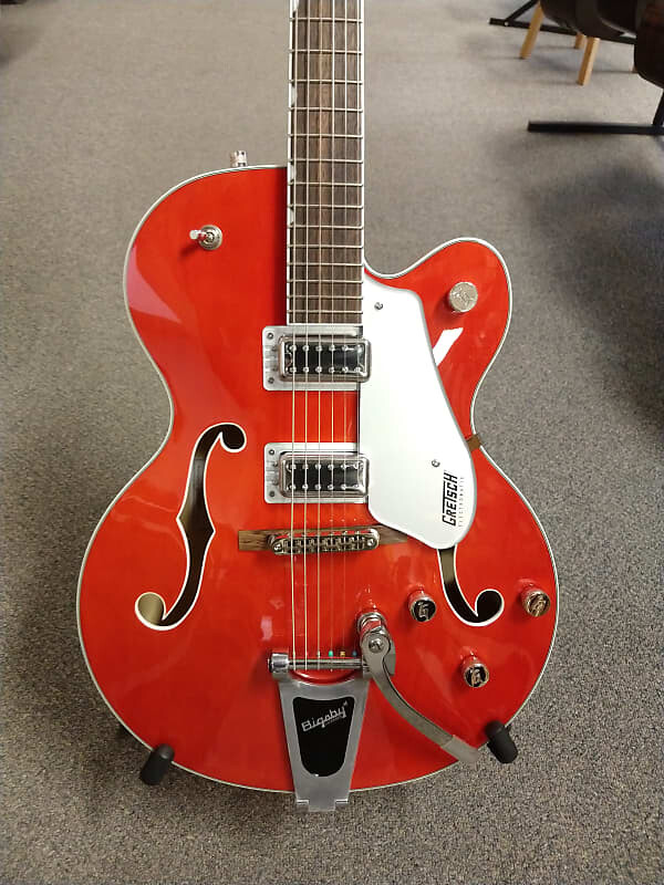 

Новая электрогитара Gretsch G5420T Electromatic с полым корпусом и оранжевым пятном Bigsby G5420T Electromatic Hollow Body Electric Guitar with Bigsby Orange Stain