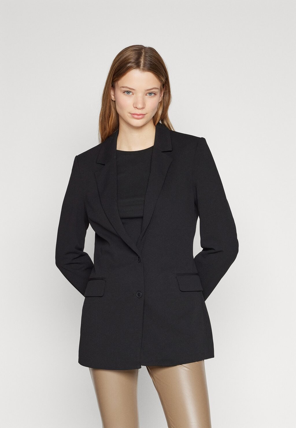 

Блейзер Onlemily Life Fitted ONLY, цвет schwarz