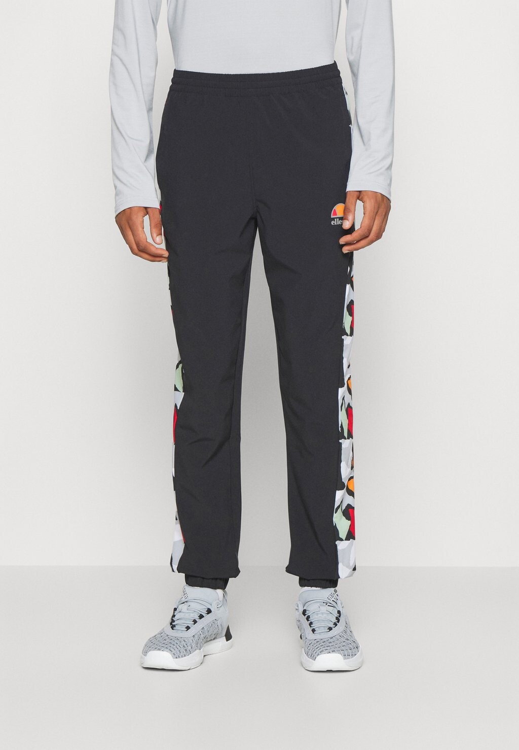 

Спортивные брюки Ellesse