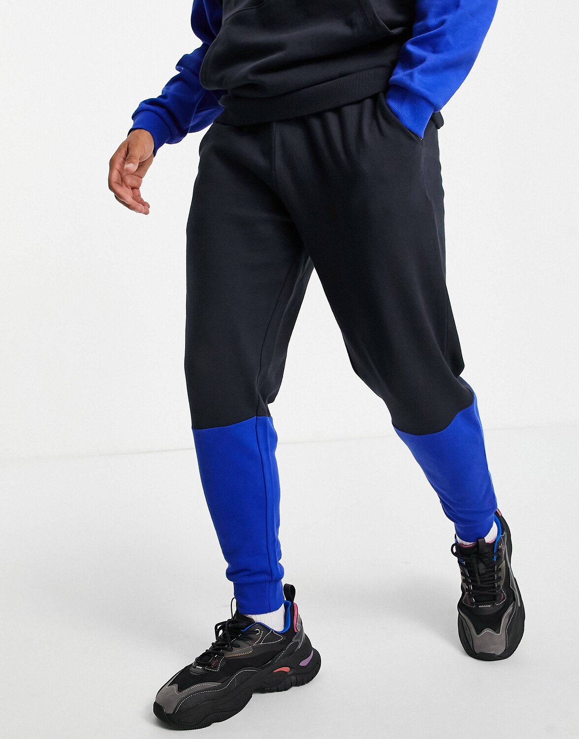

Яркие зауженные джоггеры ASOS DESIGN co-ord
