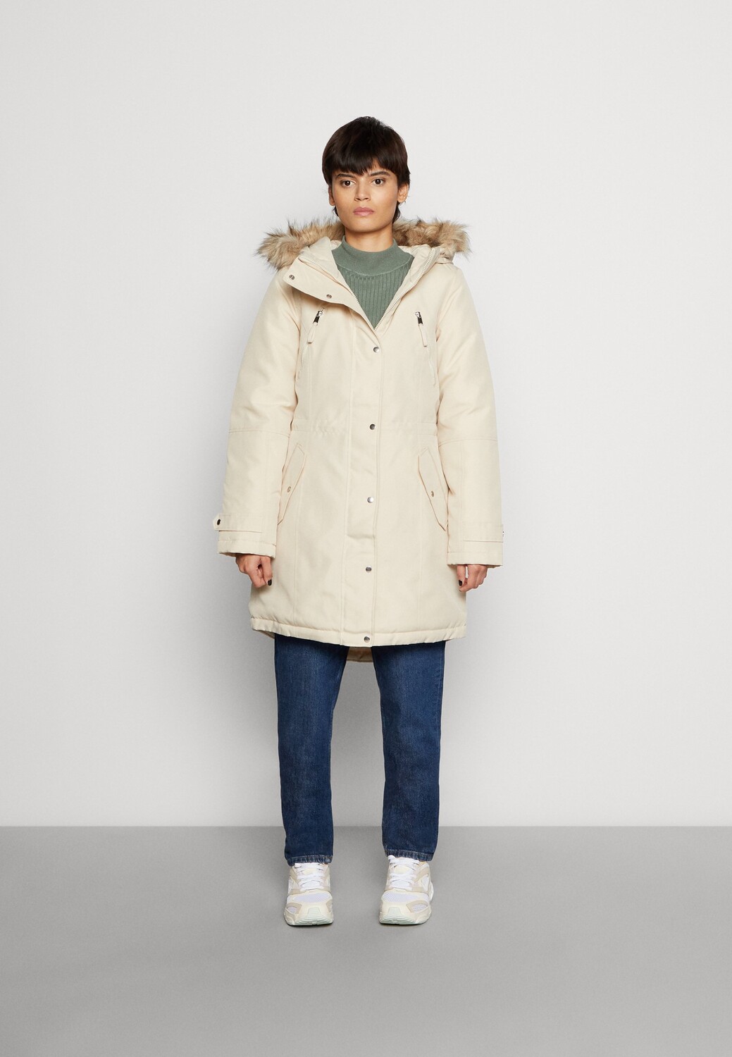 

Пальто Vero Moda, кремовый