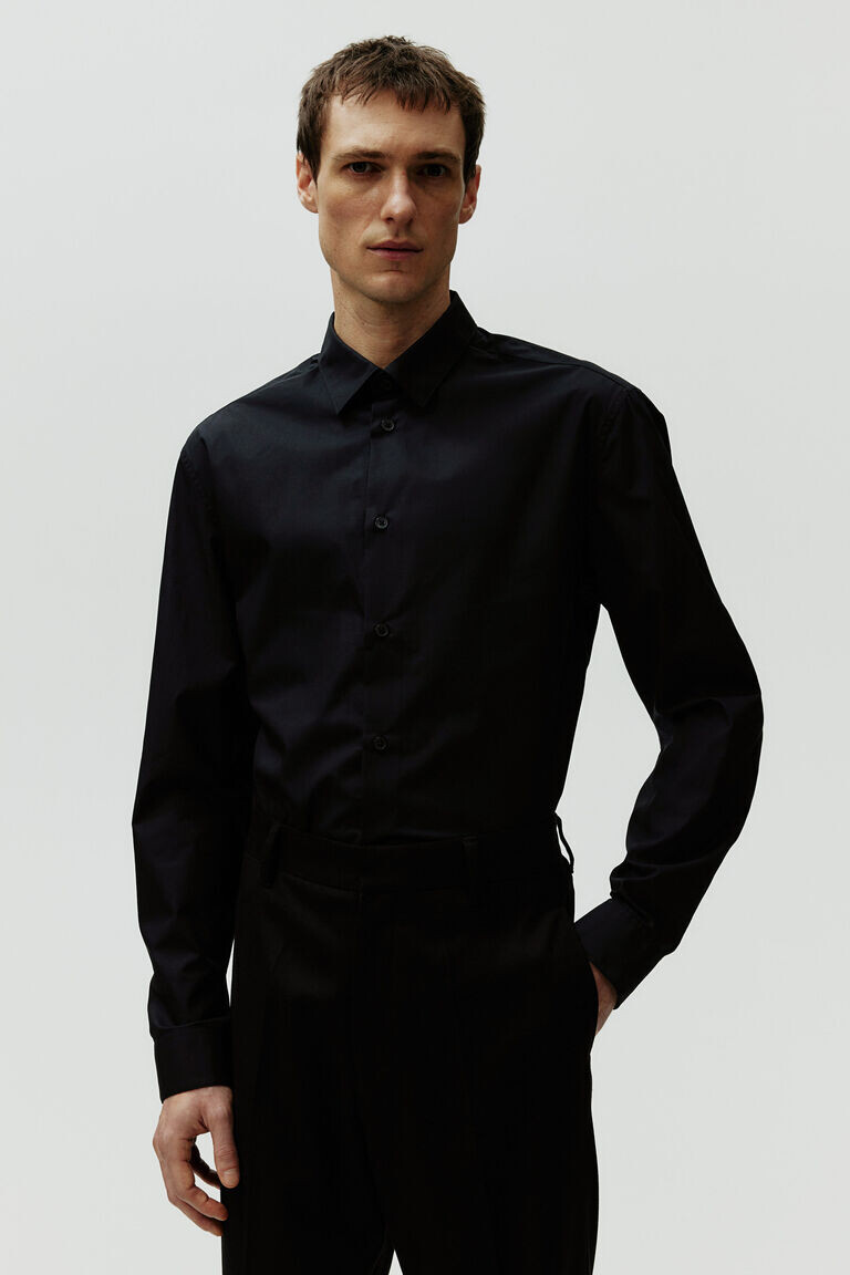 

Рубашка из поплина regular fit H&M, черный