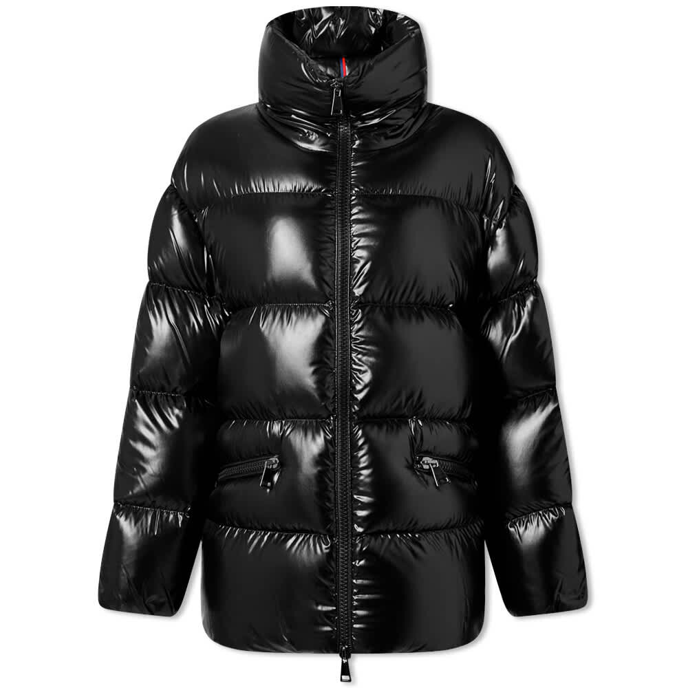 

Куртка Геноса Moncler