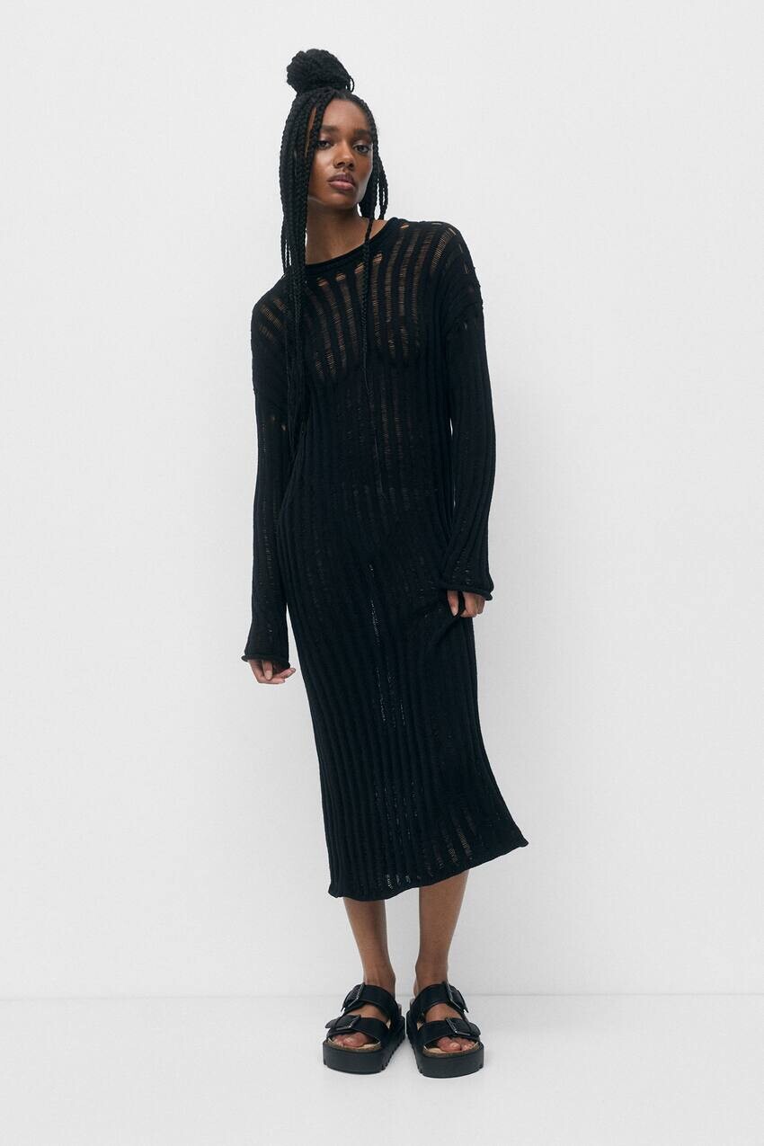 

Длинное трикотажное платье Pull&Bear, черный