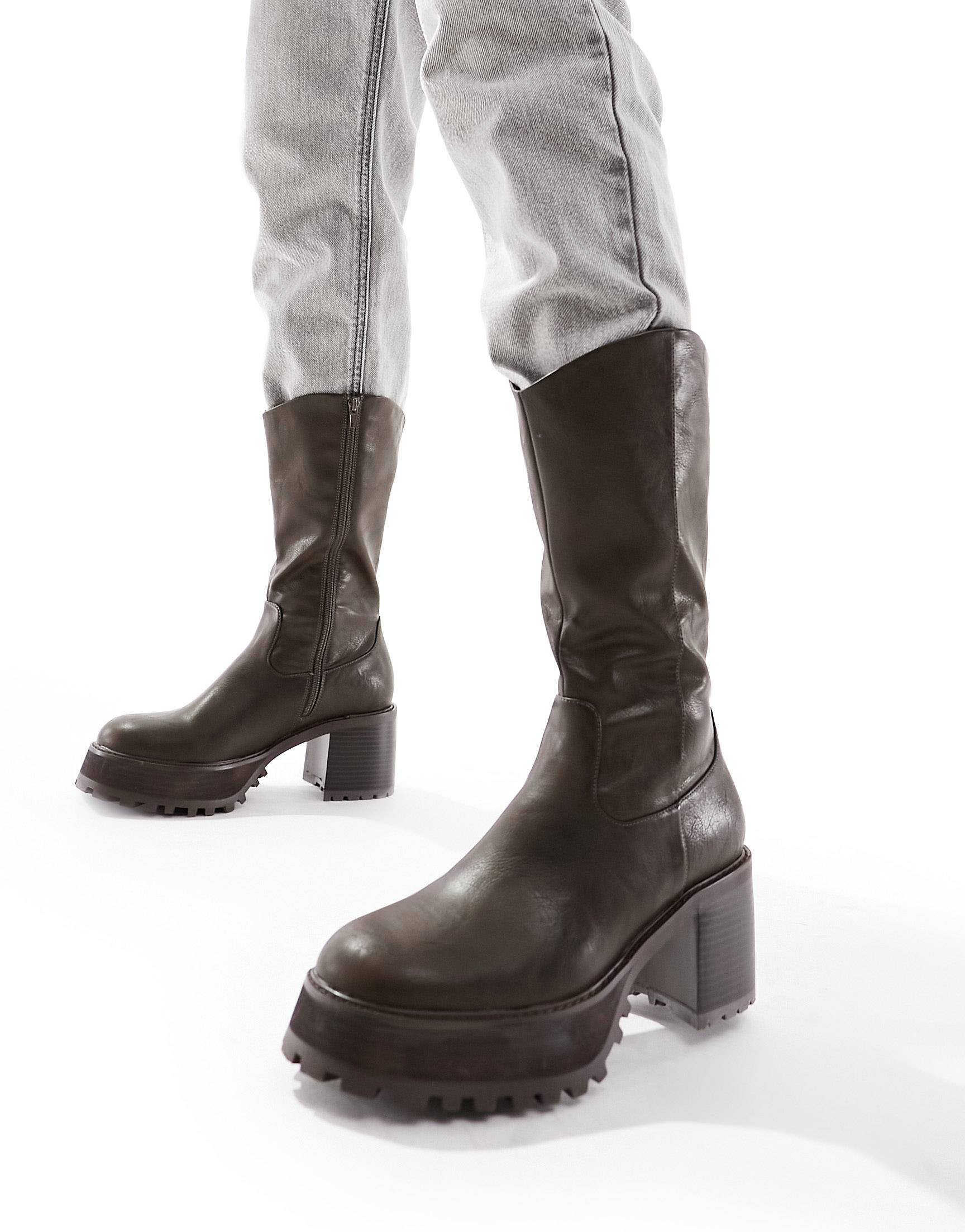 Полусапоги Asos Design Chunky Platform Heeled In Faux Leather, коричневый сапоги asos design knee high platform heeled faux leather черный