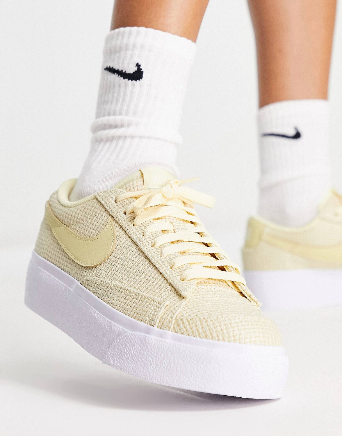 Nike blazer low 2025 lx pale ivory