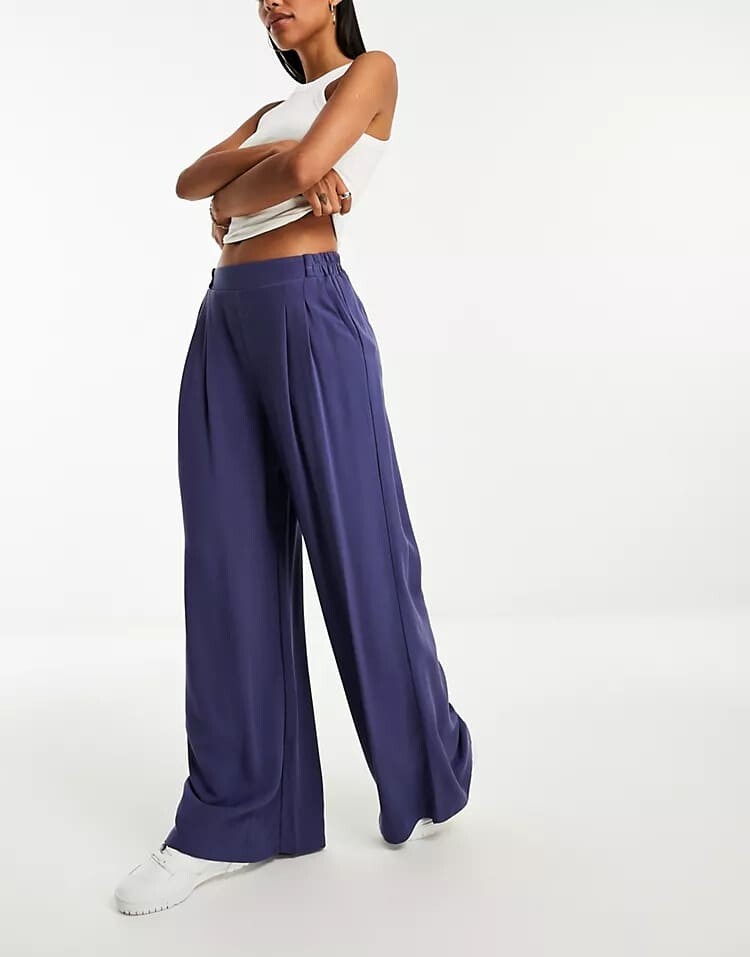 

Брюки ASOS DESIGN Wide Leg, сине-фиолетовый