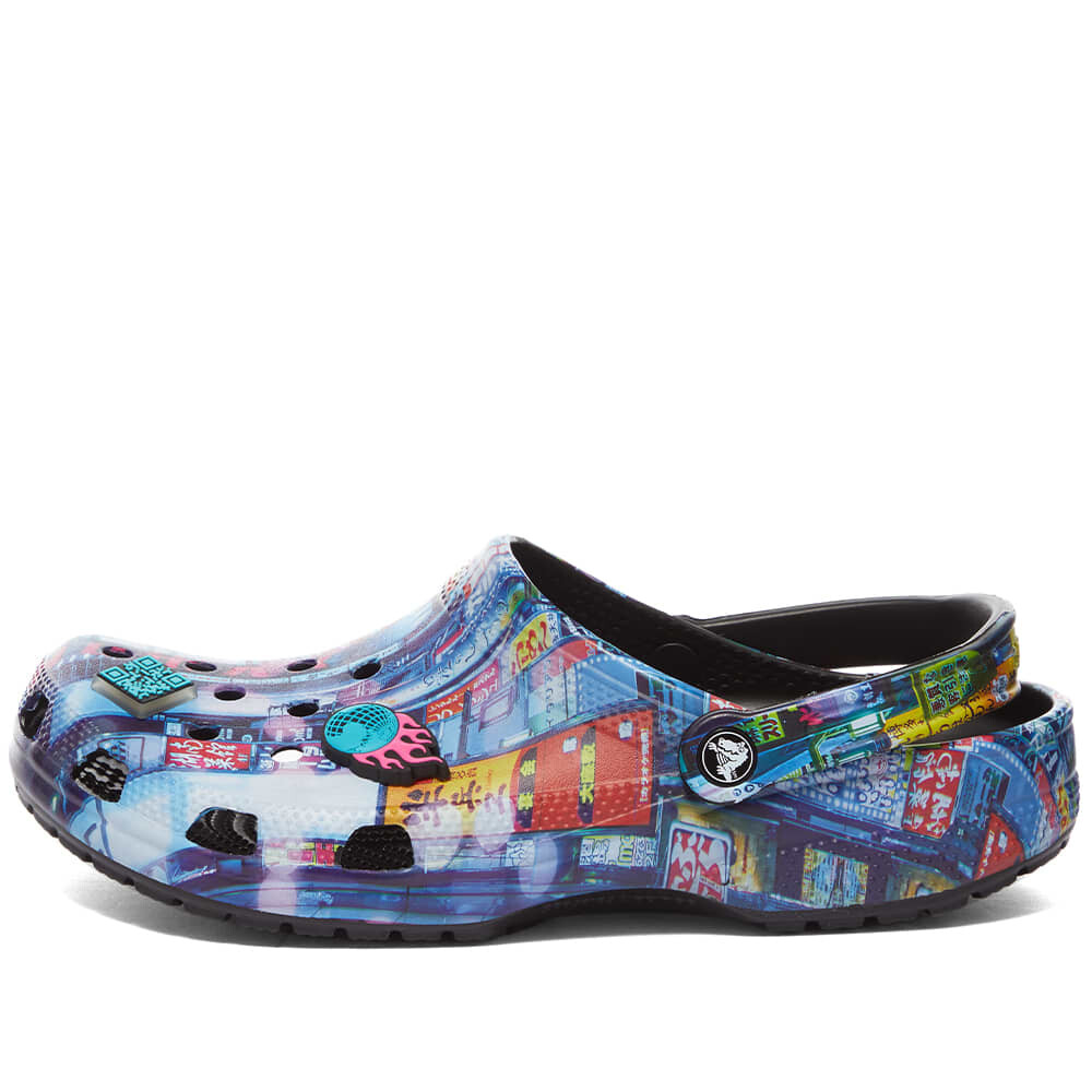 

Сандалии Crocs Classic 'Cyber Nights' Clog