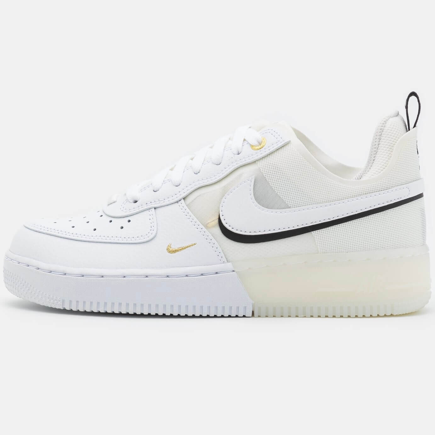 

Кроссовки Nike Air Force 1 React 40th, белый/золотистый/черный