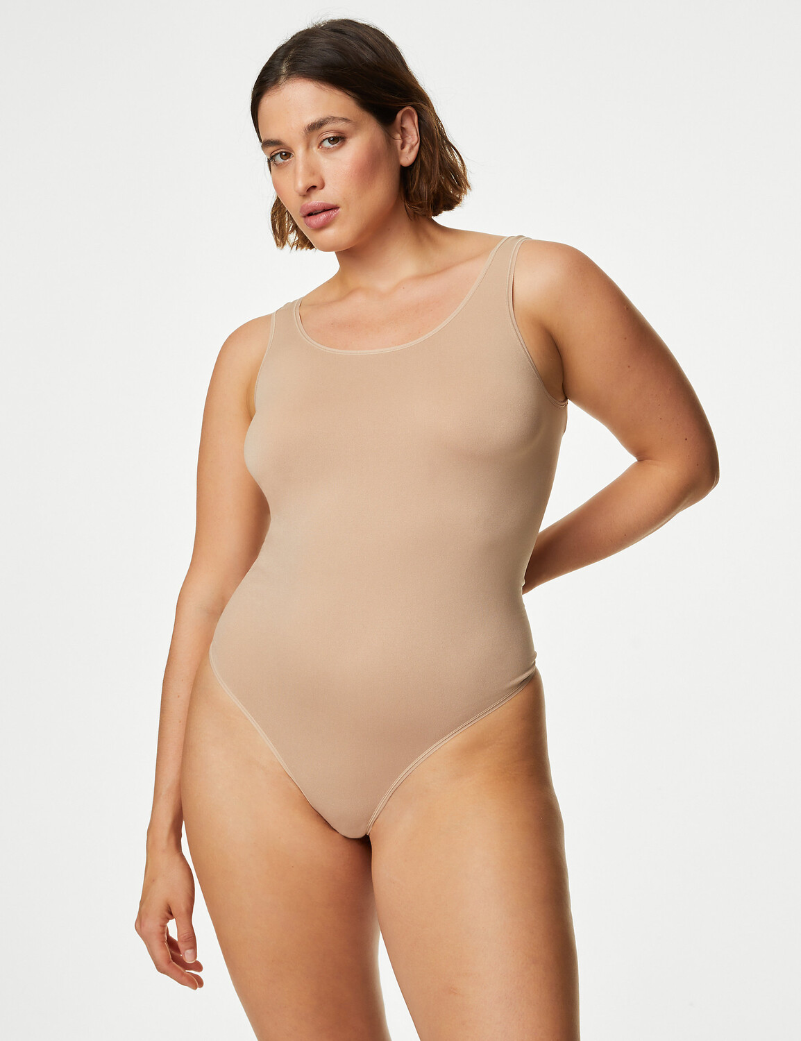 

Разглаживающие бесшовные моделирующие стринги Marks & Spencer
