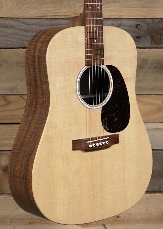 

Акустическая гитара Martin D-X2E серии X Koa с чехлом Martin D-X2E X Series Guitar w/Gigbag