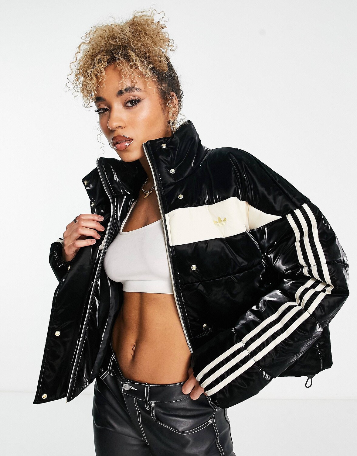 

Черная пуховая куртка adidas Originals 'ski chic', Черный