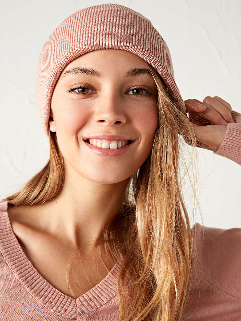 

Женский трикотаж Берет LCW Accessories