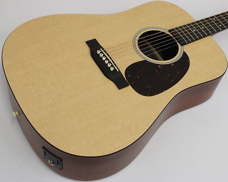 

Акустическая электрогитара Martin D-X1E HPL Sitka Spruce Dreadnought