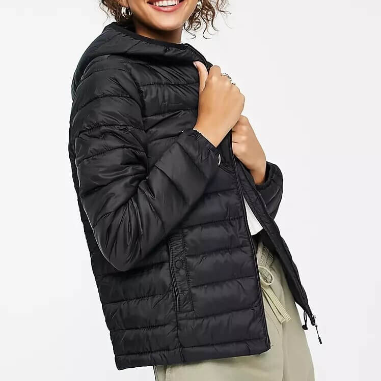 

Пуховик Pull&Bear Padded, черный