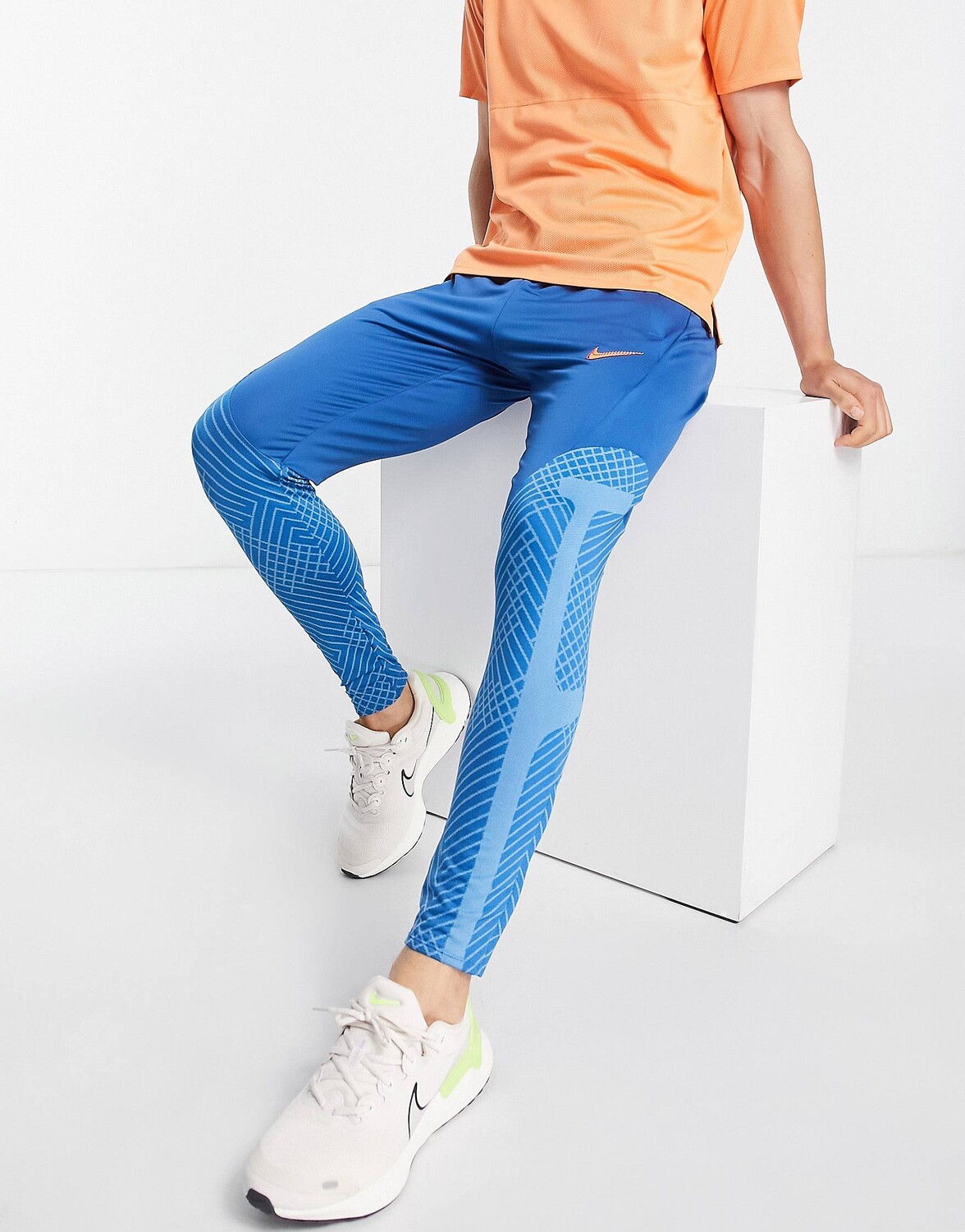 

Синие джоггеры Nike Football Strike Dri-FIT
