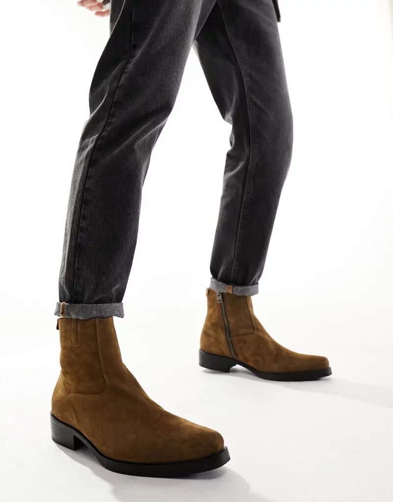 Светло-коричневые замшевые ботинки AllSaints Booker светло коричневые замшевые брюки rosalia stand studio