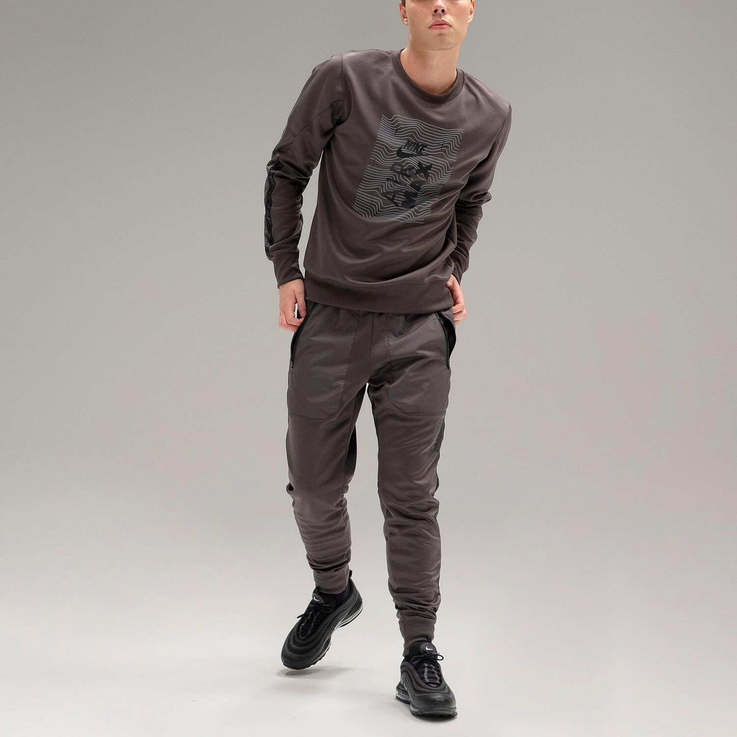 

Мужские брюки Nike Sportswear Air Max Jogger, серый