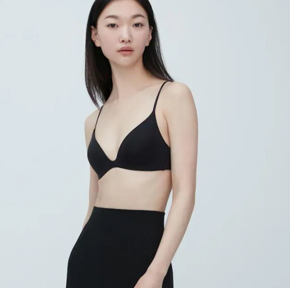 

Бюстгальтер без косточек с глубоким вырезом Uniqlo & Mame Kurogouchi Plunge Wireless, черный