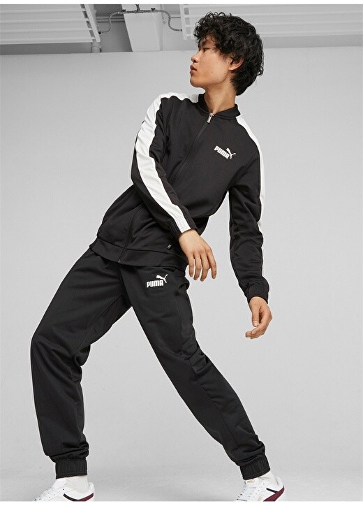 

Спортивный костюм Puma