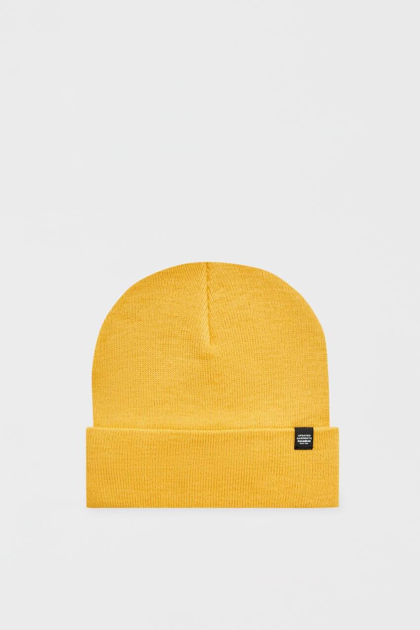 

Базовая вязаная шапка Pull&Bear, желтый