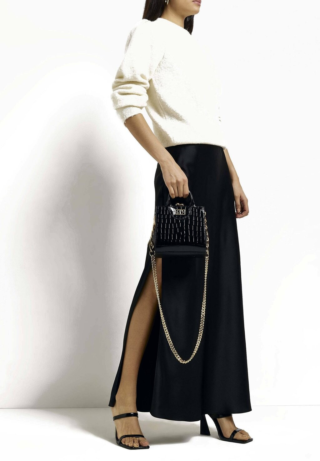 

Сумка через плечо River Island, черный