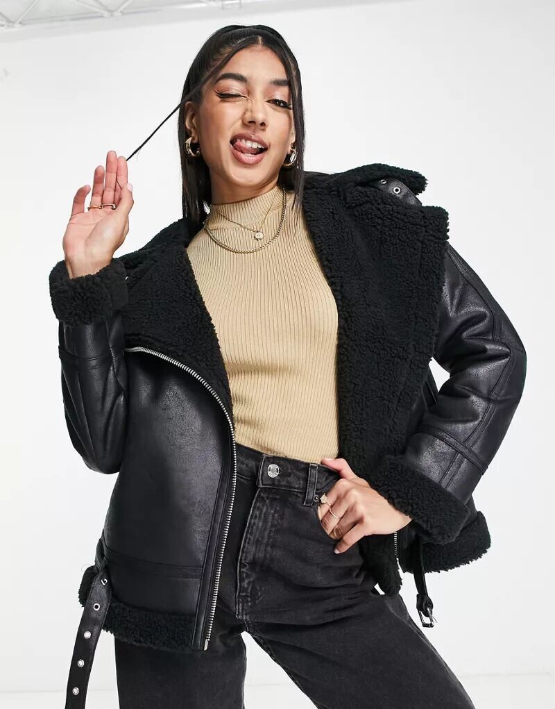 

Черная удлиненная куртка-пилот Miss Selfridge с меховой отделкой Тедди