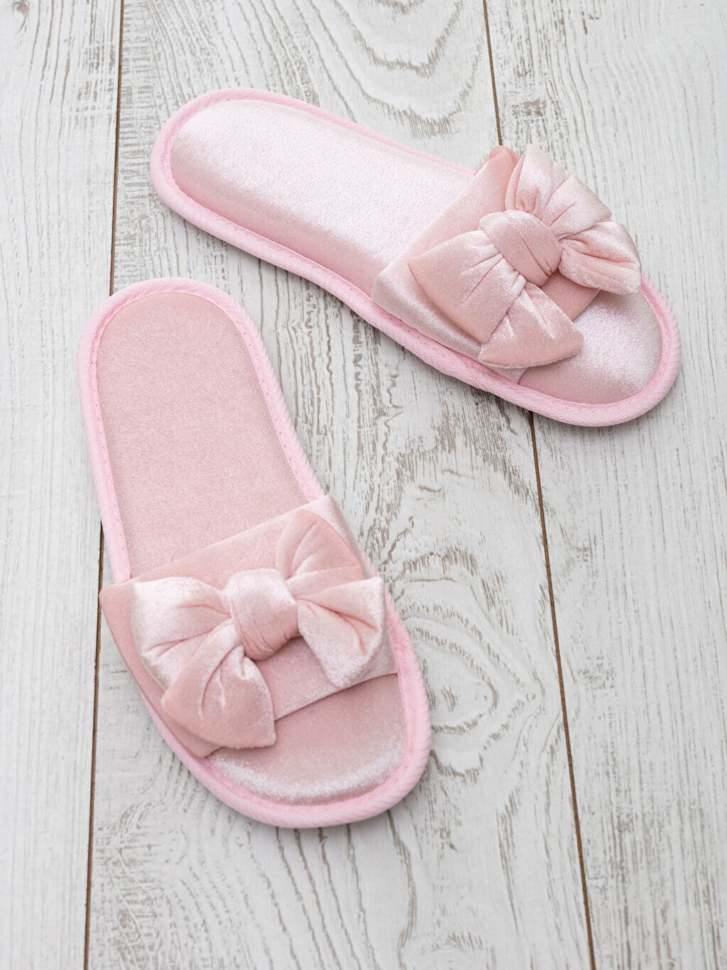 

Женские домашние тапочки с одним ремешком и бантом LCW Home