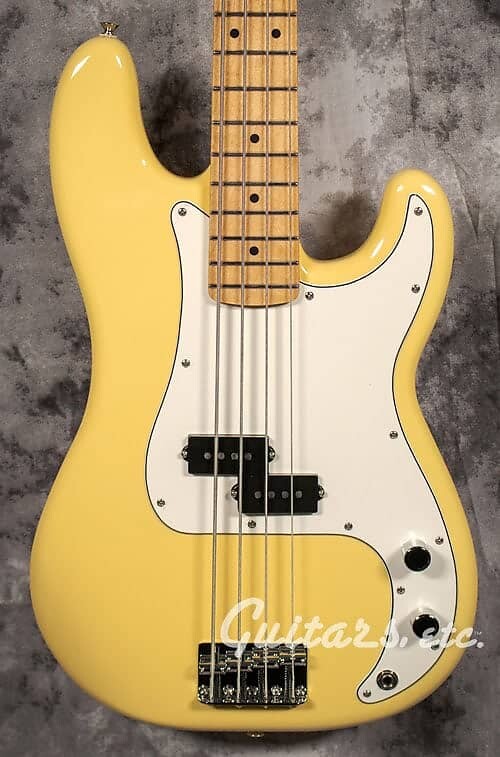 

Fender - Player Precision Bass
