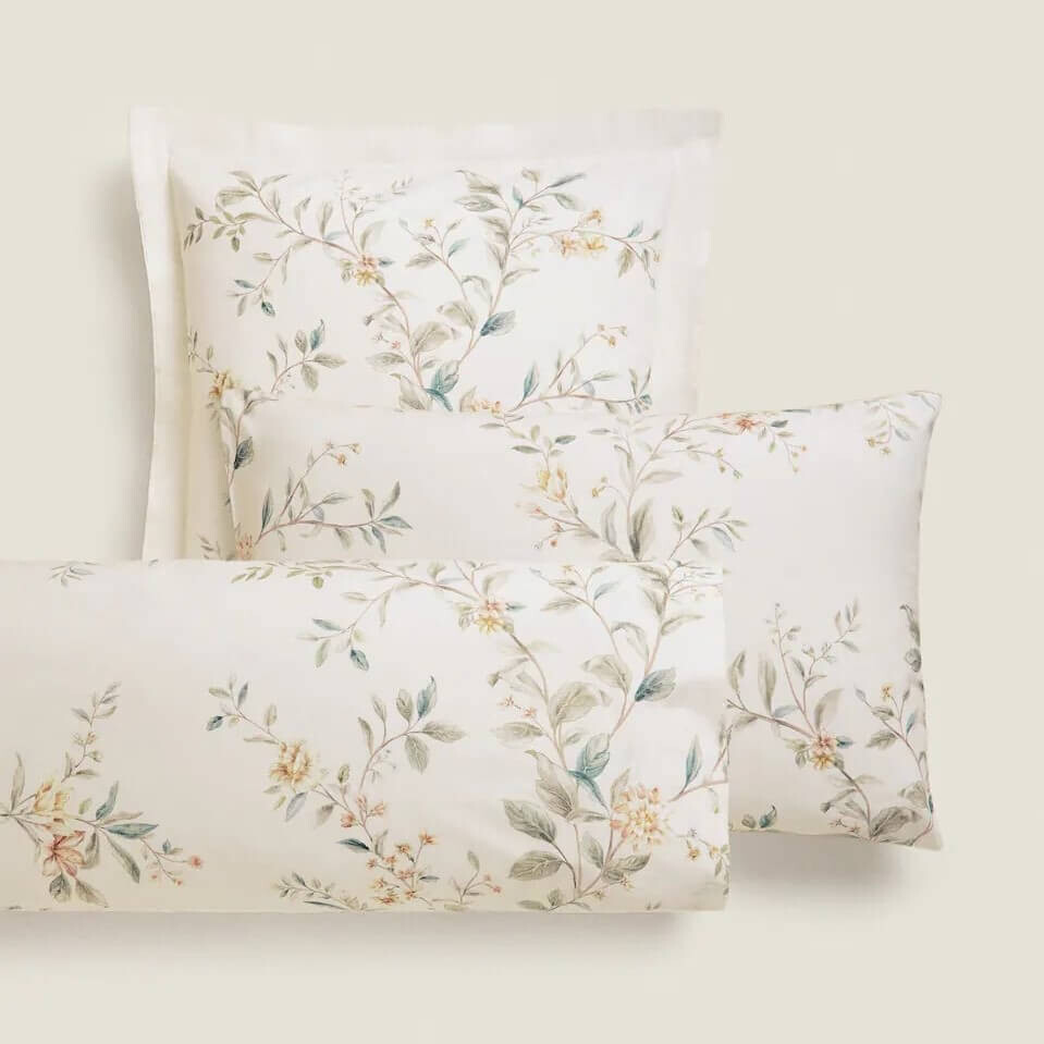 

Наволочка Zara Home Floral Print, бежевый