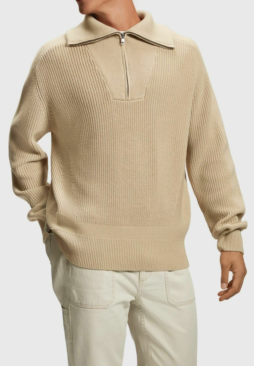 

Свитер Esprit