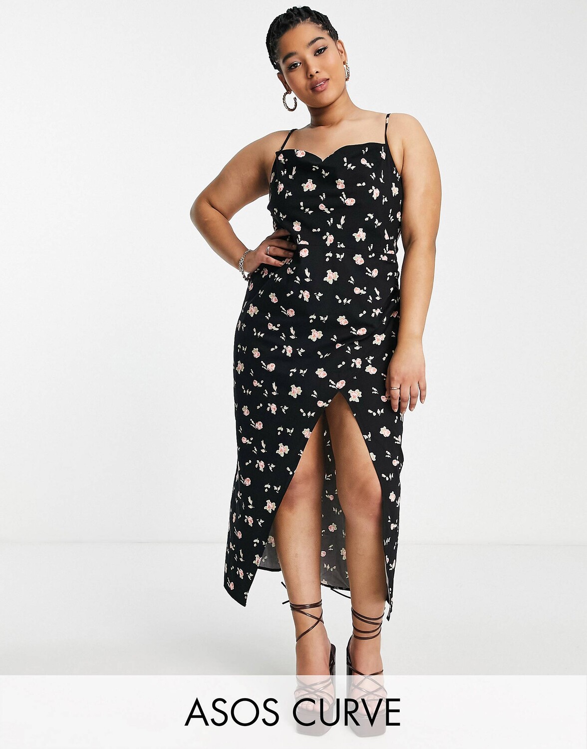 

Черное платье миди с хомутом и сборками по бокам ASOS DESIGN Curve Curve