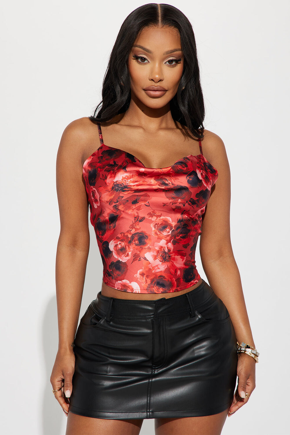 

Топ Fashion Nova 23GWF1427, красный