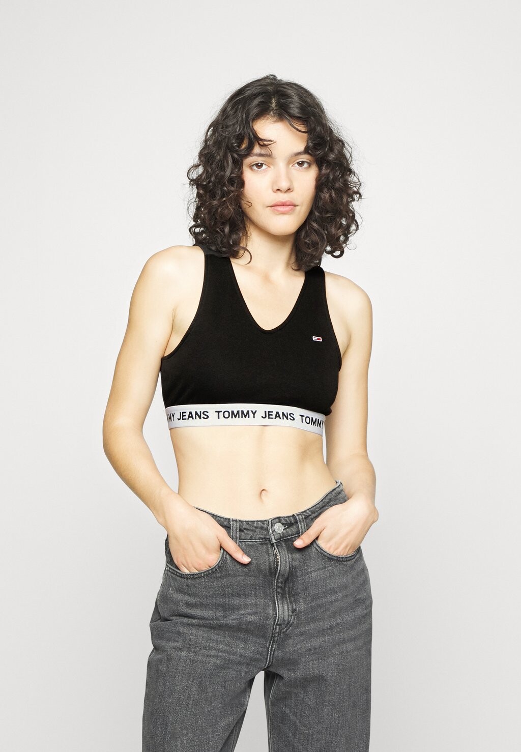 

Топ Tommy Jeans, черный